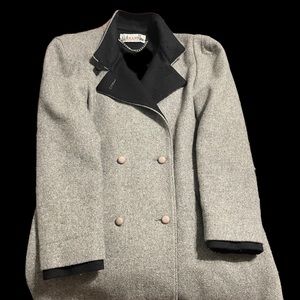 Womens Size 7 Vintage NYG Grey peacoat with Padded Shoulders